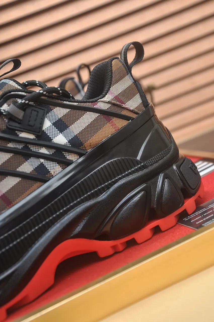 Men's shoes 💰680💶[Burberry] (cowhide lining) classic low-top sneakers｜Imported cowhide with classic plaid fabric｜Cow leather lining｜Original outsole｜Fine workmanship and comfortable to wear Size: 38-44 (customized at 45)